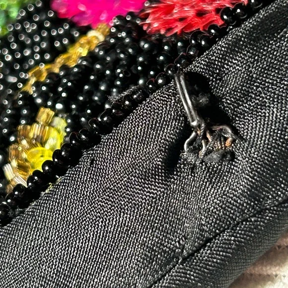 VINTAGE LAURENCE KAZAR Silk multi-colored beaded short jacket - Picture 7 of 16